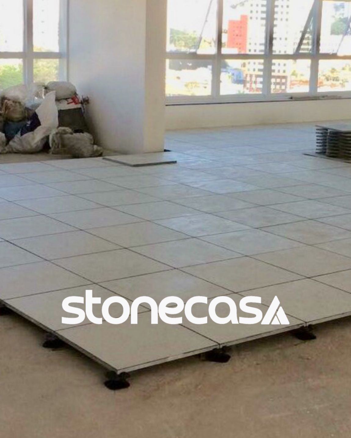 Piso Elevado Ardósia Áreas Submersas | Blog Stone Casa piso-elevado-de-ardosia-de-matacão